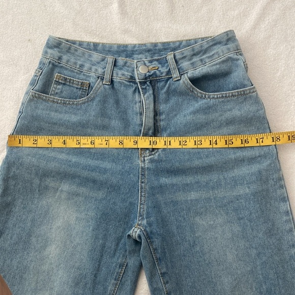 Stylish Blue Wide Leg Jeans - Picture 3 of 6